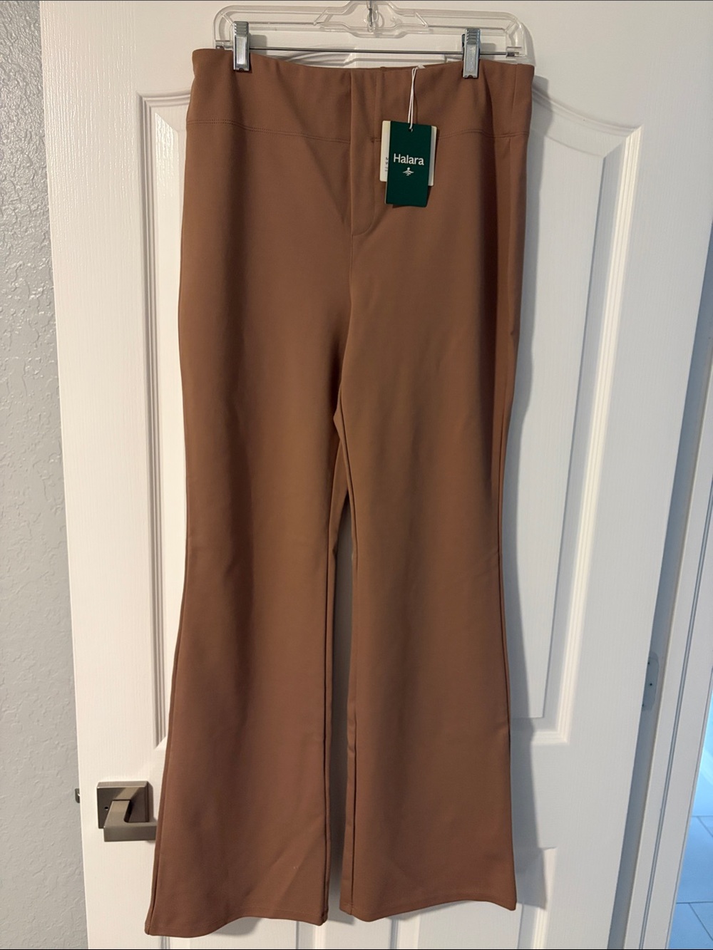 HALARA Brown Flare Pull-On Pants